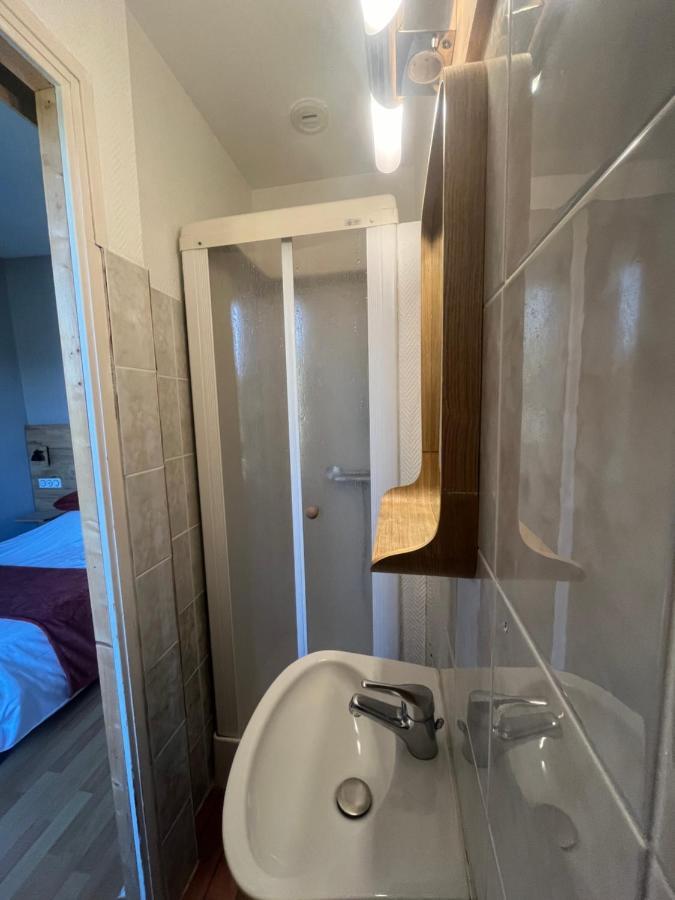Le Petit Montmartre Hotell Dinard Eksteriør bilde