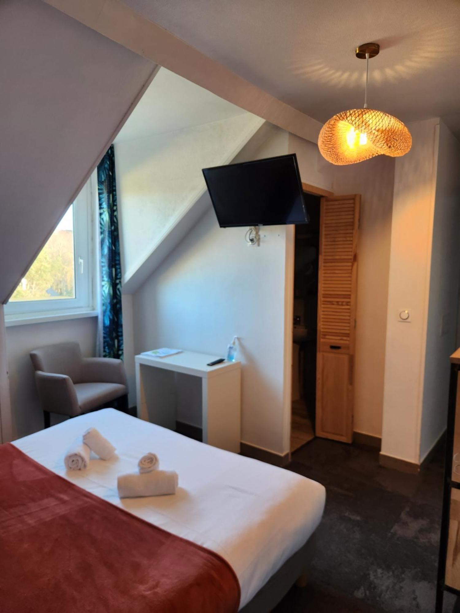 Le Petit Montmartre Hotell Dinard Eksteriør bilde