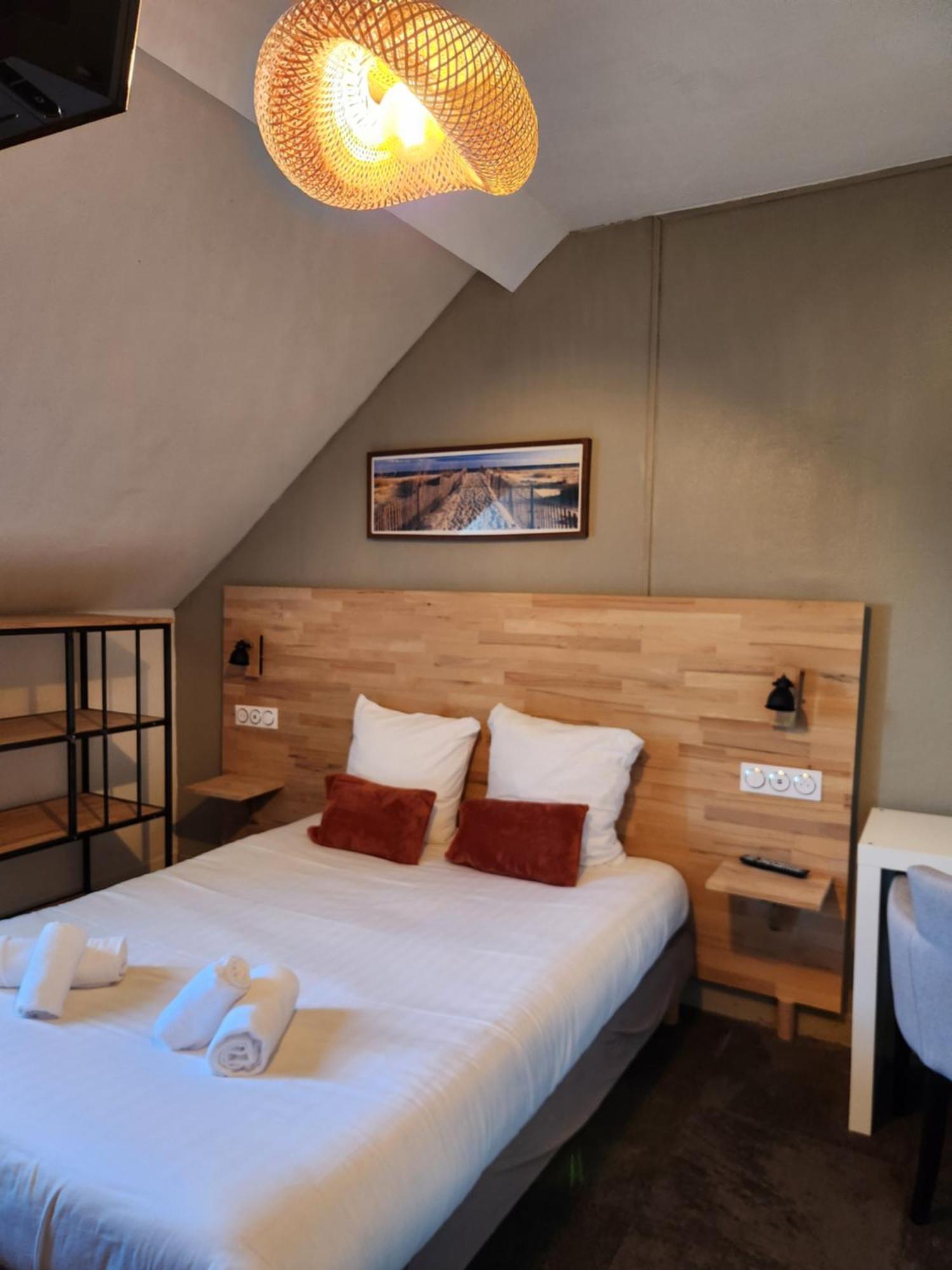 Le Petit Montmartre Hotell Dinard Eksteriør bilde
